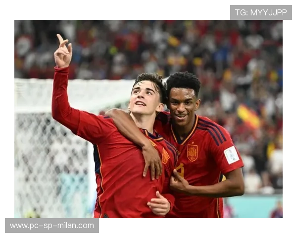 卢卡库脚底拨球晃倒对手，比利时前场节奏完全掌握