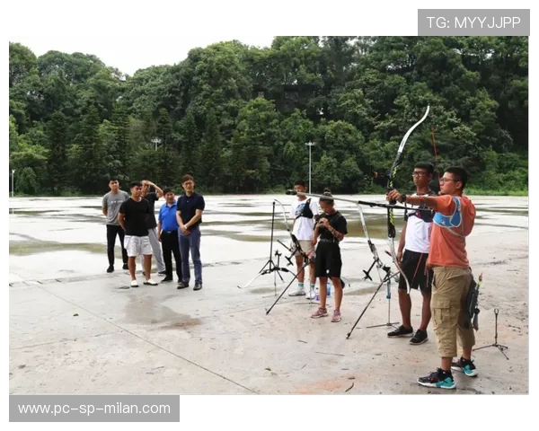 射箭精准训练与器材调校双保险